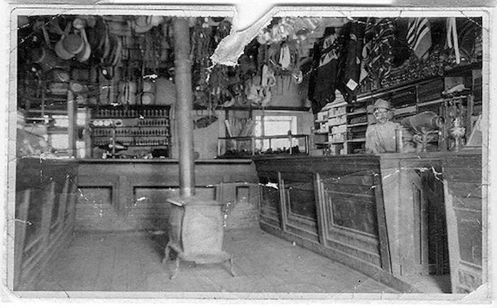 The "bullpen" at Hubbell Trading Post, circa 1918/NPS archives