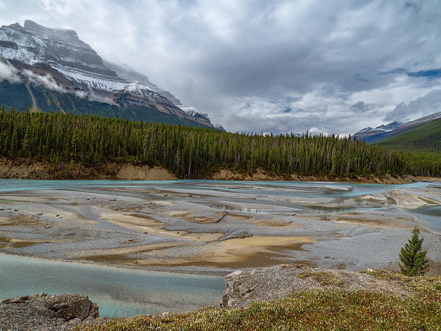 Icefields Parkway landscape captured at a pullout. Notice the two "anchors"? Banff National Park / Rebecca Latson