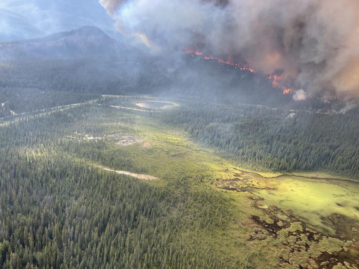 An aerial view of the Chetamon Wildfire in Jasper National Park.