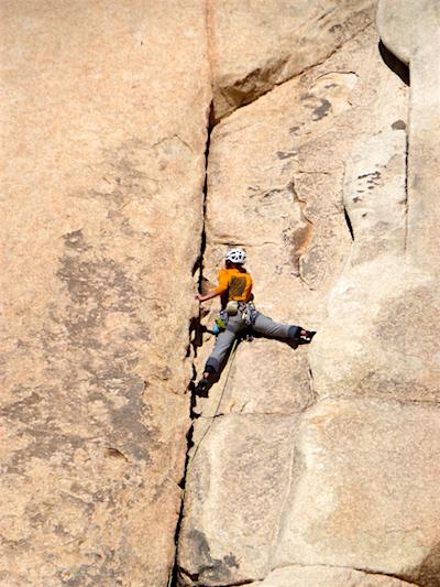 Climbing in Joshua Tree National Park/David and Kay Scott