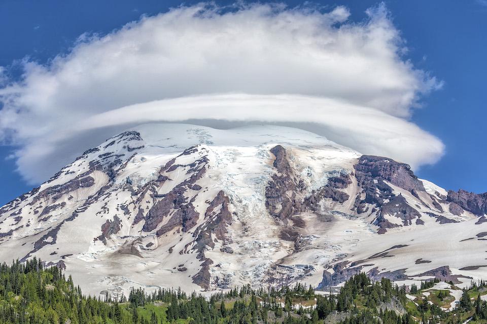 Lenticular cloud over Mount Rainier National Park/Rebecca Latson file