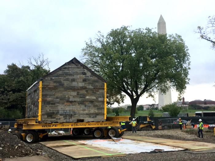 Moving the lockkeeper's house to a new location at National Mall/NPS