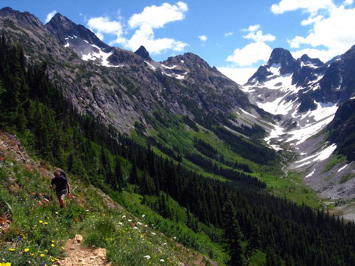 Easy Pass and Fisher Peak at North Cascades National Park/NPS