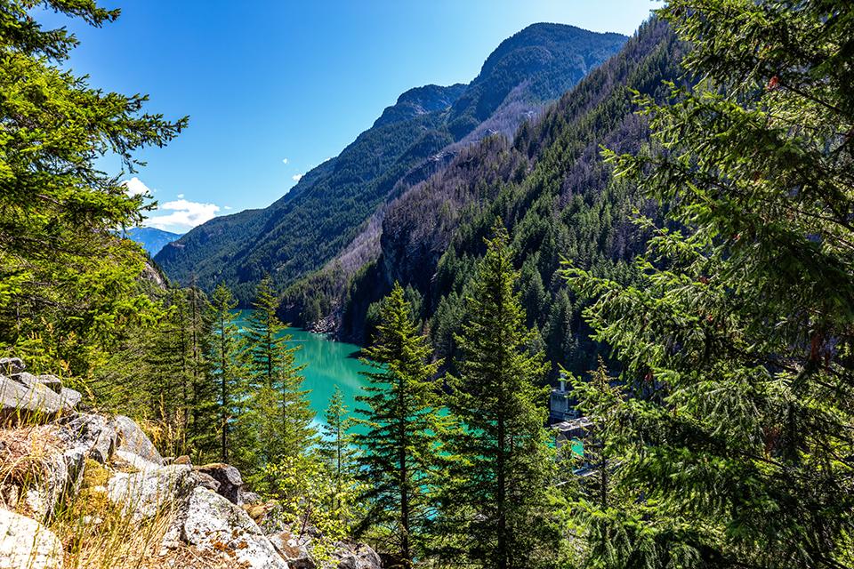 Gorge Lake and a little bit of Gorge Dam, Ross Lake National Recreation Area, North Cascades National Park Service Complex / Rebecca Latson