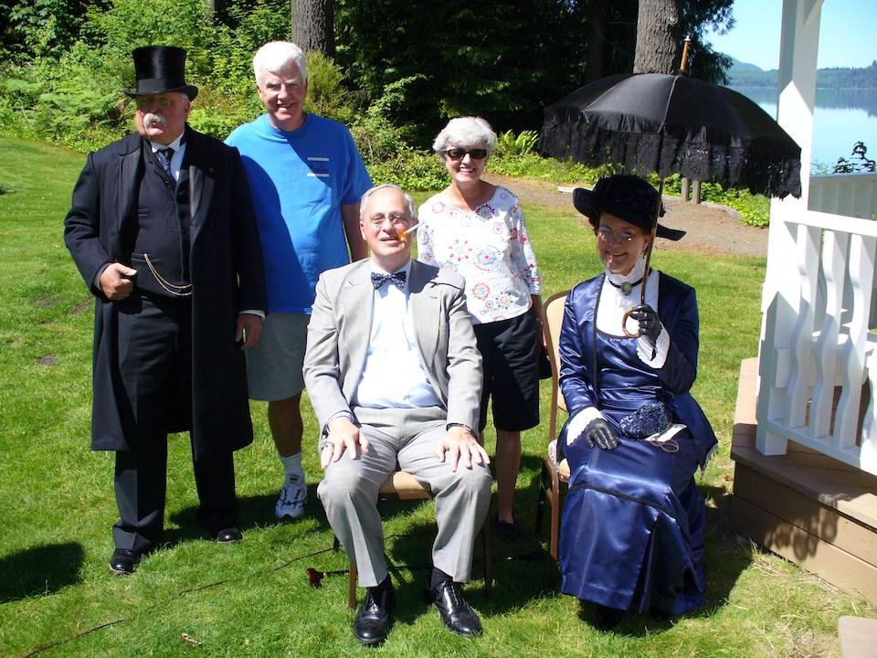 A stop at Lake Quinault Lodge brought out the celebrities to greet the Scotts. A stop at Lake Quinault Lodge brought out the celebrities to greet the Scotts.