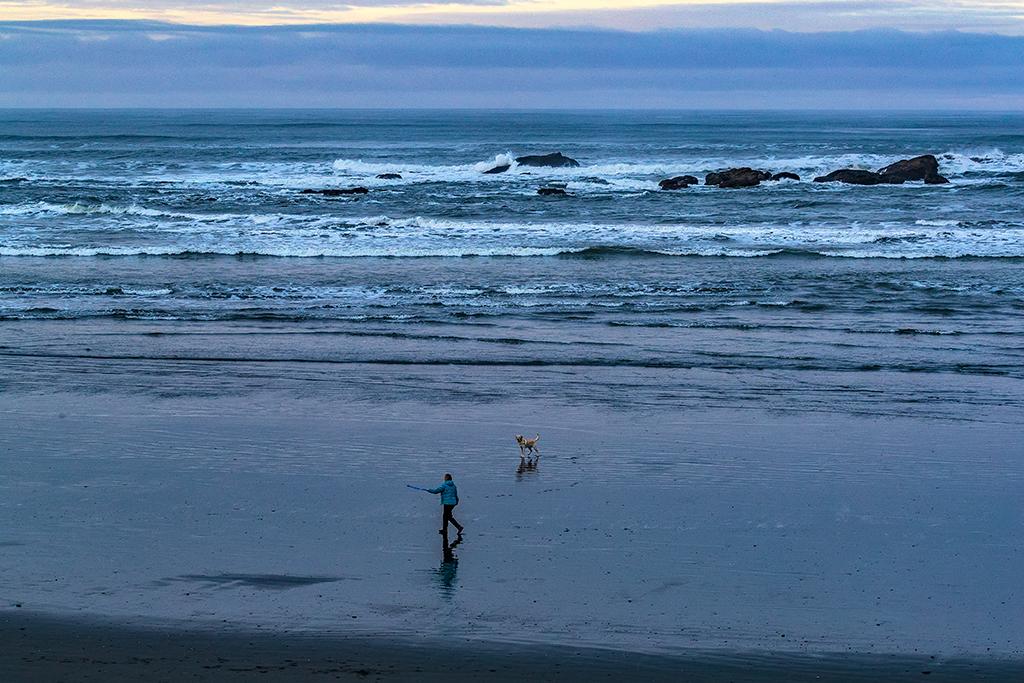 An early-morning walk and a little playtime, Olympic National Park / Rebecca Latson