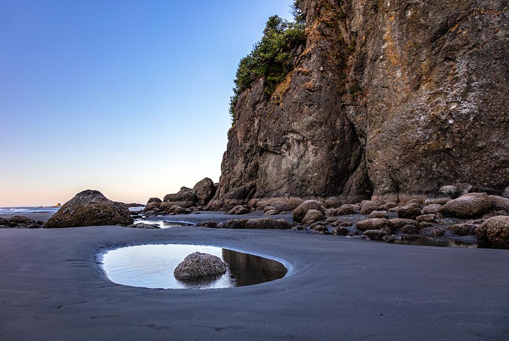 Approaching the tide pools near Abbey Island, Olympic National Park / Rebecca Latson