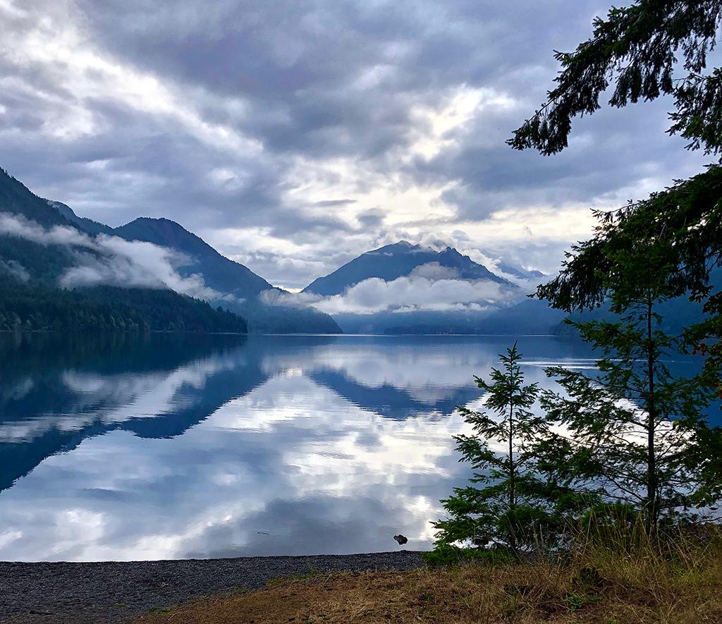 A smartphone view of the mountains around Lake Crescent, Olympic National Park / Rebecca Latson