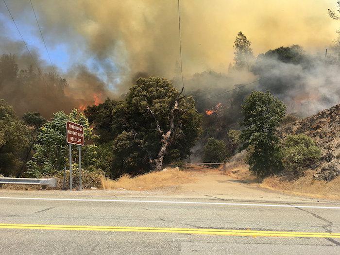 A wildfire at Whiskeytown National Recreation Area quickly blew up to 2,500 acres/Public Land Lover