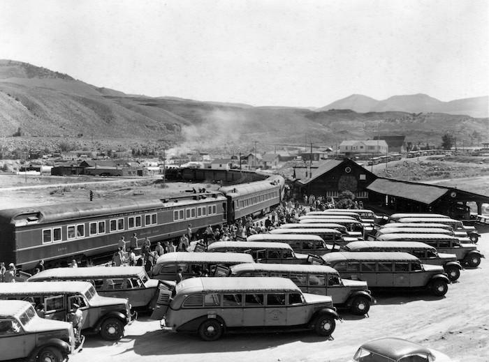 1940s era train travel to Yellowstone National Park/Runte Collection