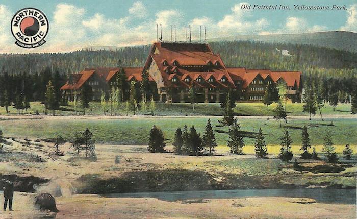 Old Faithful Inn, postcard/Runte Collection