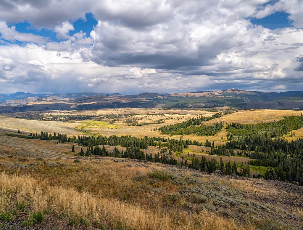 Looking eastward into Yellowstone country,  ISO 160, shutter 1.200, aperture f8, Yellowstone National Park / Rebecca Latson