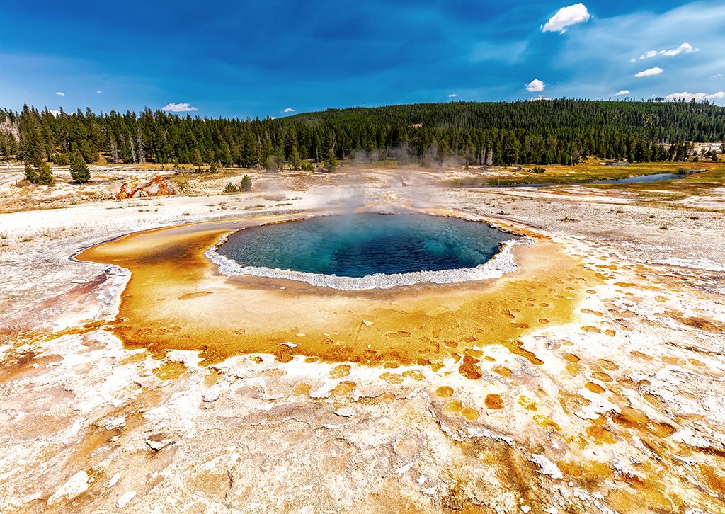 Crested Pool on a very warm, sunny August day, Yellowstone National Park / Rebecca Latson